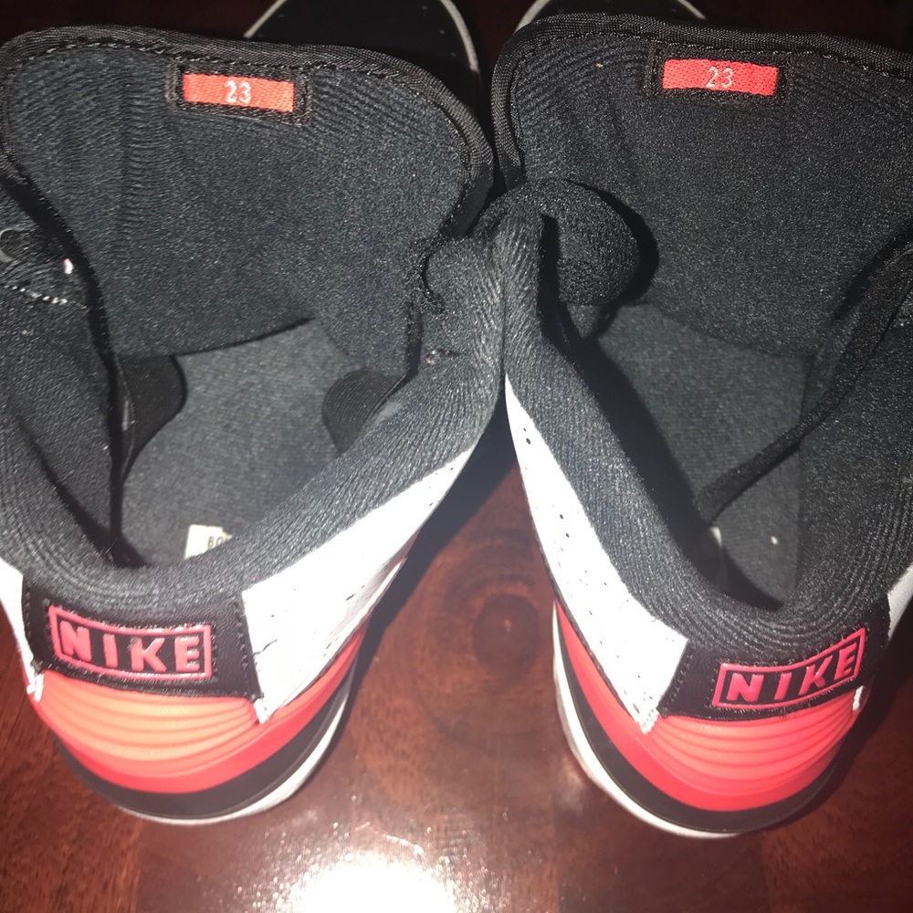 Air Jordan 2 Retro BG